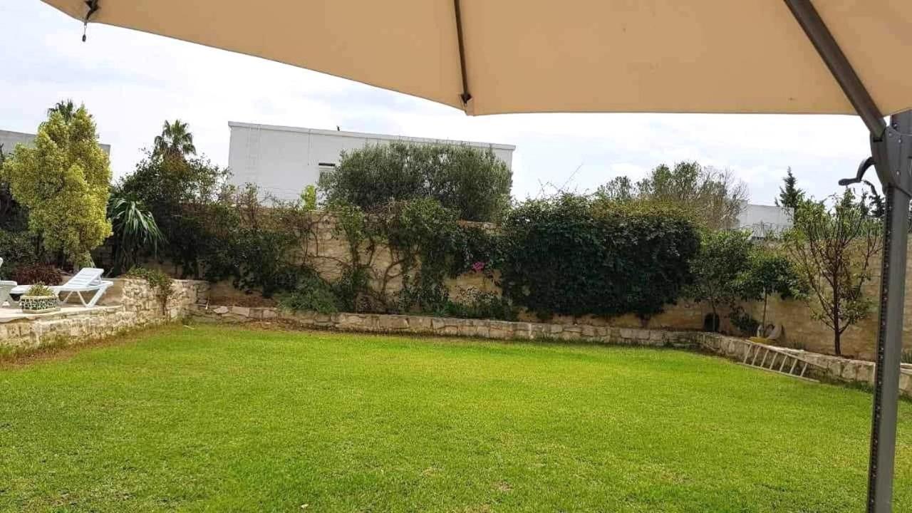 La Maison Les Pins Chambre D'Hote Chez L'Habitant La Marsa Exterior photo
